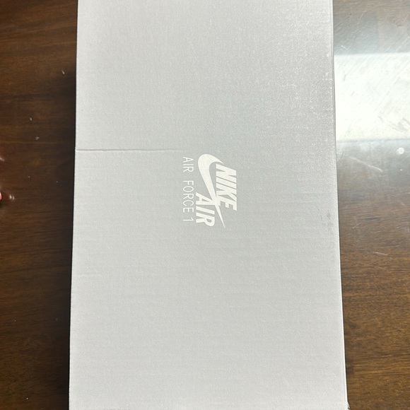 Nike Air Force 1 07 Men’s size 8 - Picture 7 of 7